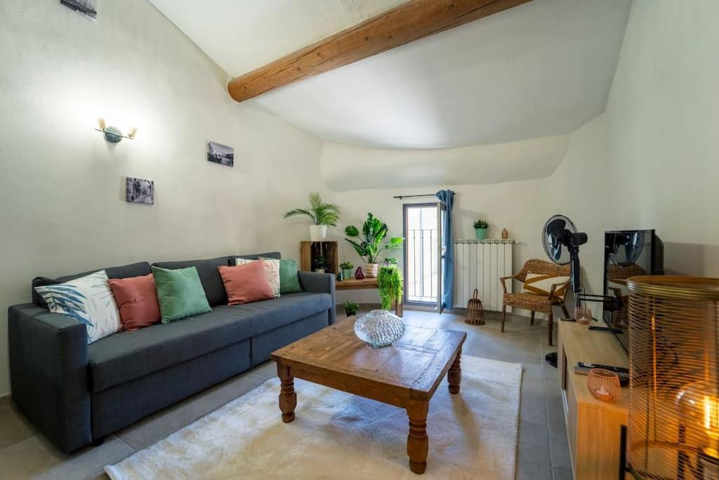 Charmant T2 Proche Place Aux Herbes 위제 외부 사진