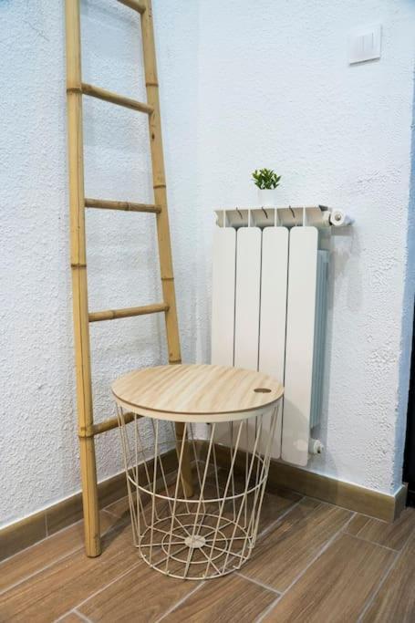 Charmant T2 Proche Place Aux Herbes 위제 외부 사진