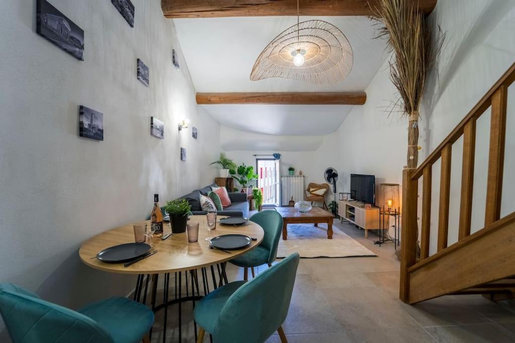 Charmant T2 Proche Place Aux Herbes 위제 외부 사진